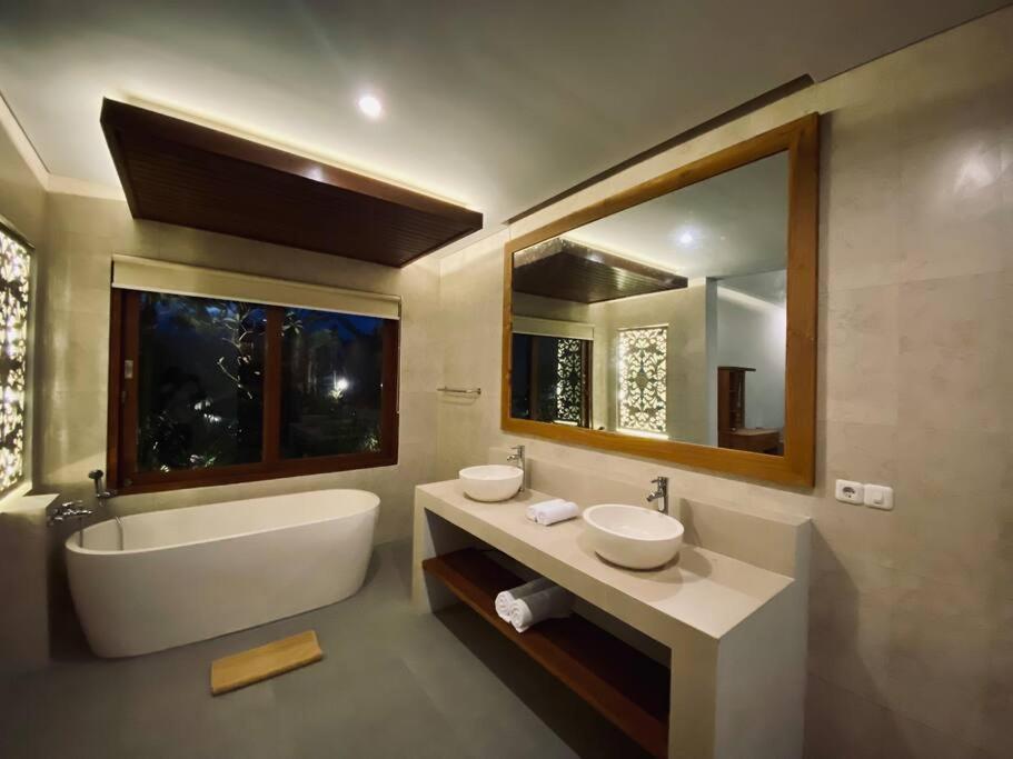 Villa Dewa Dewi 2 Ubud Eksteriør billede